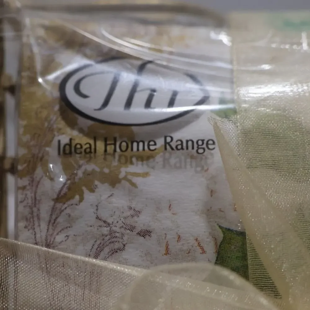 Ideal Home Cocktail Napkins Gold Caddy Holly Collage Christmas 40 Napkins NEW